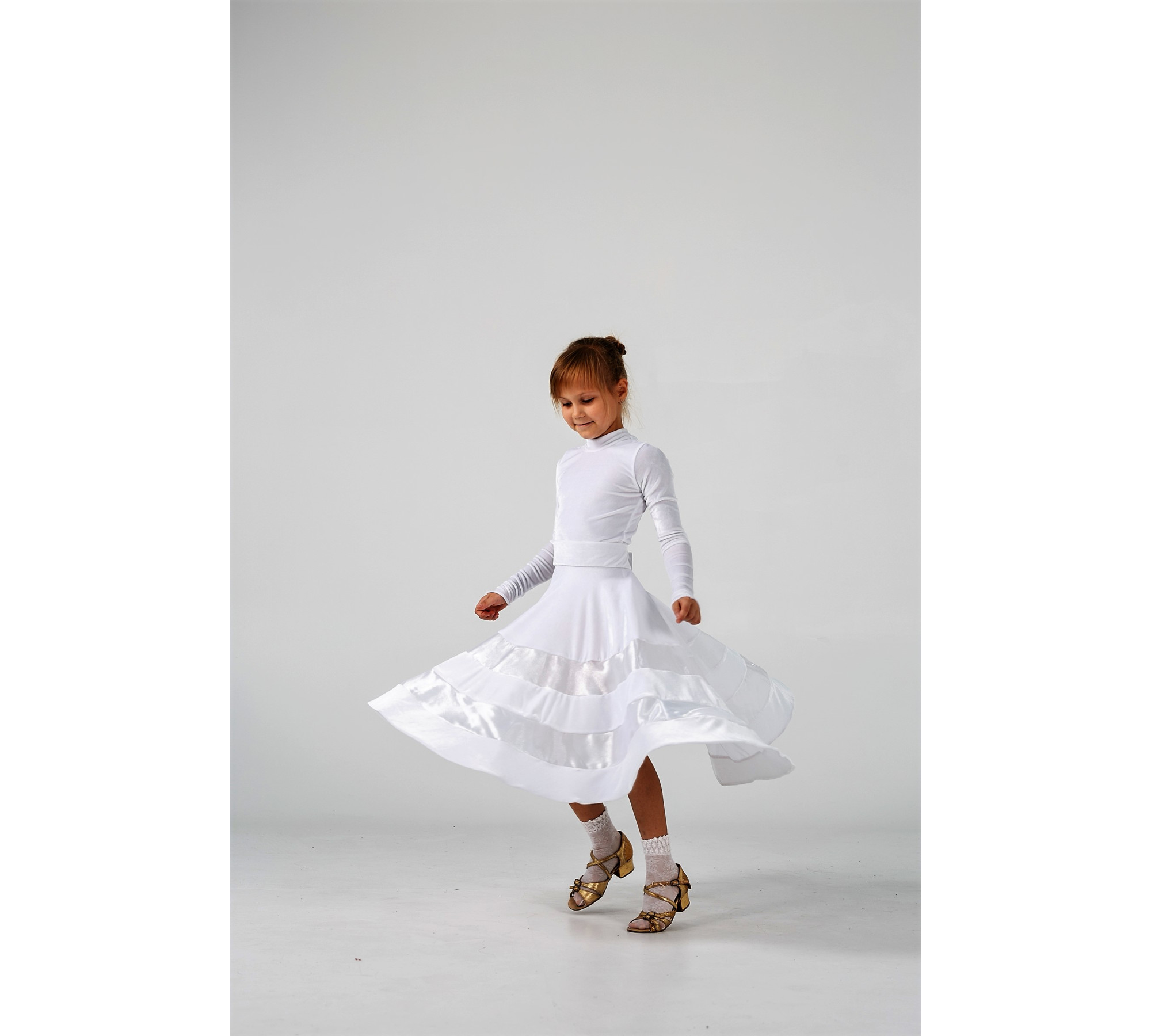 Snowhite Transformer dress with 2 skirts 