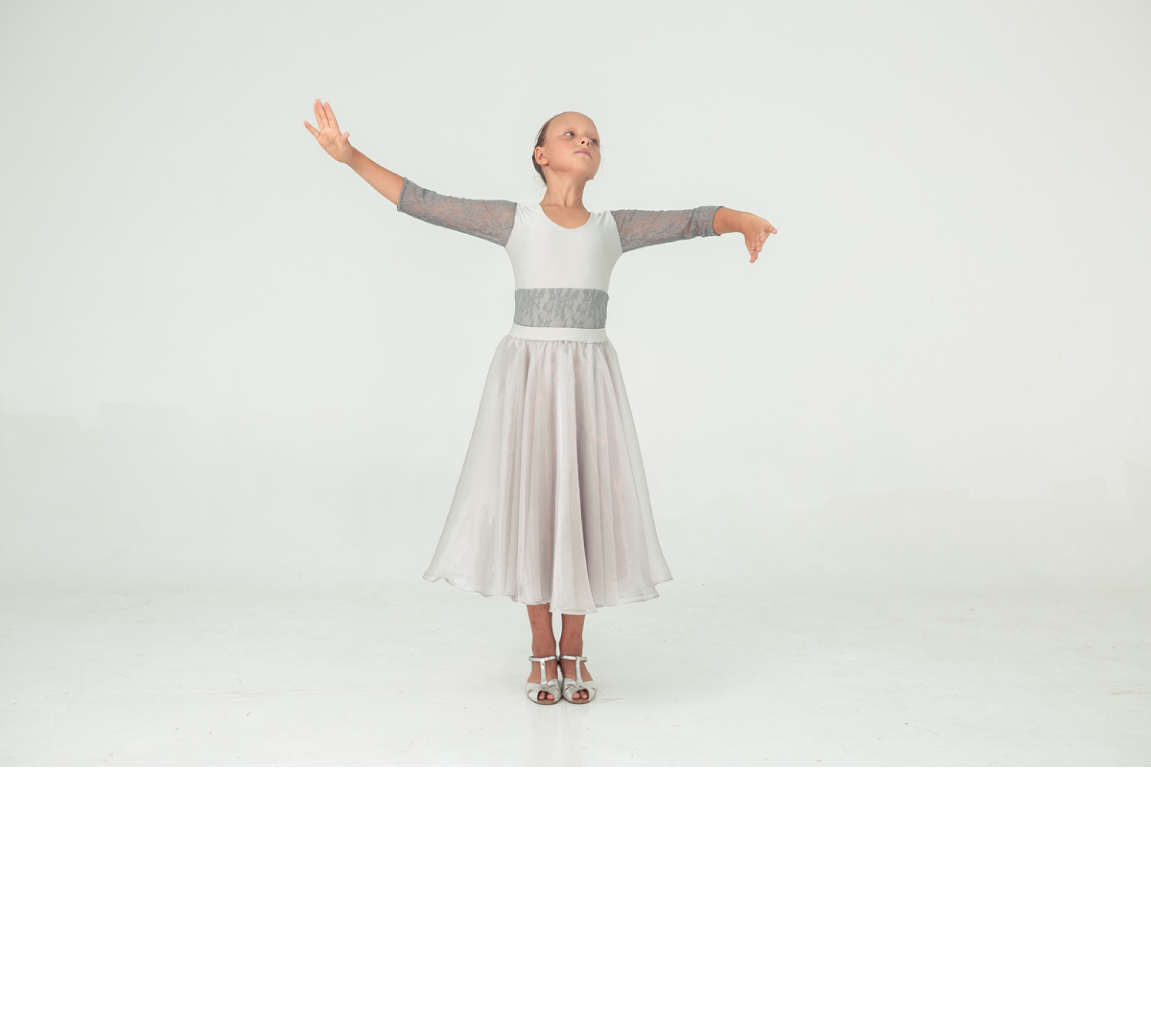 Sliver Rain transformer dress with 2 skirts