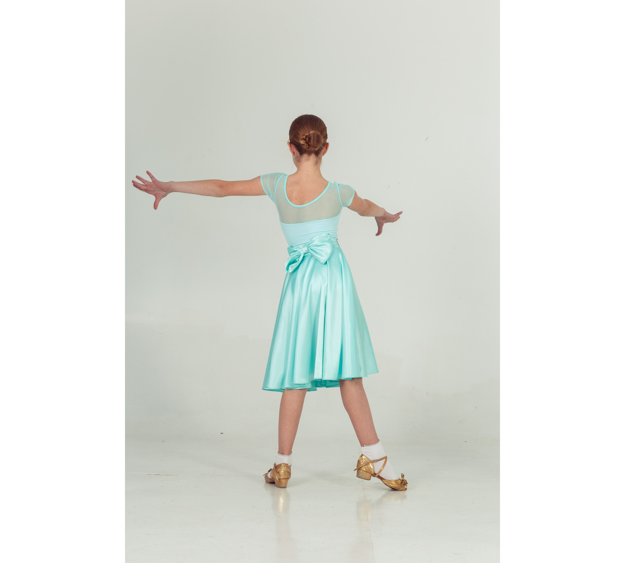 Delicate Proportions – Transformer Ballroom Dress with 2 Skirts