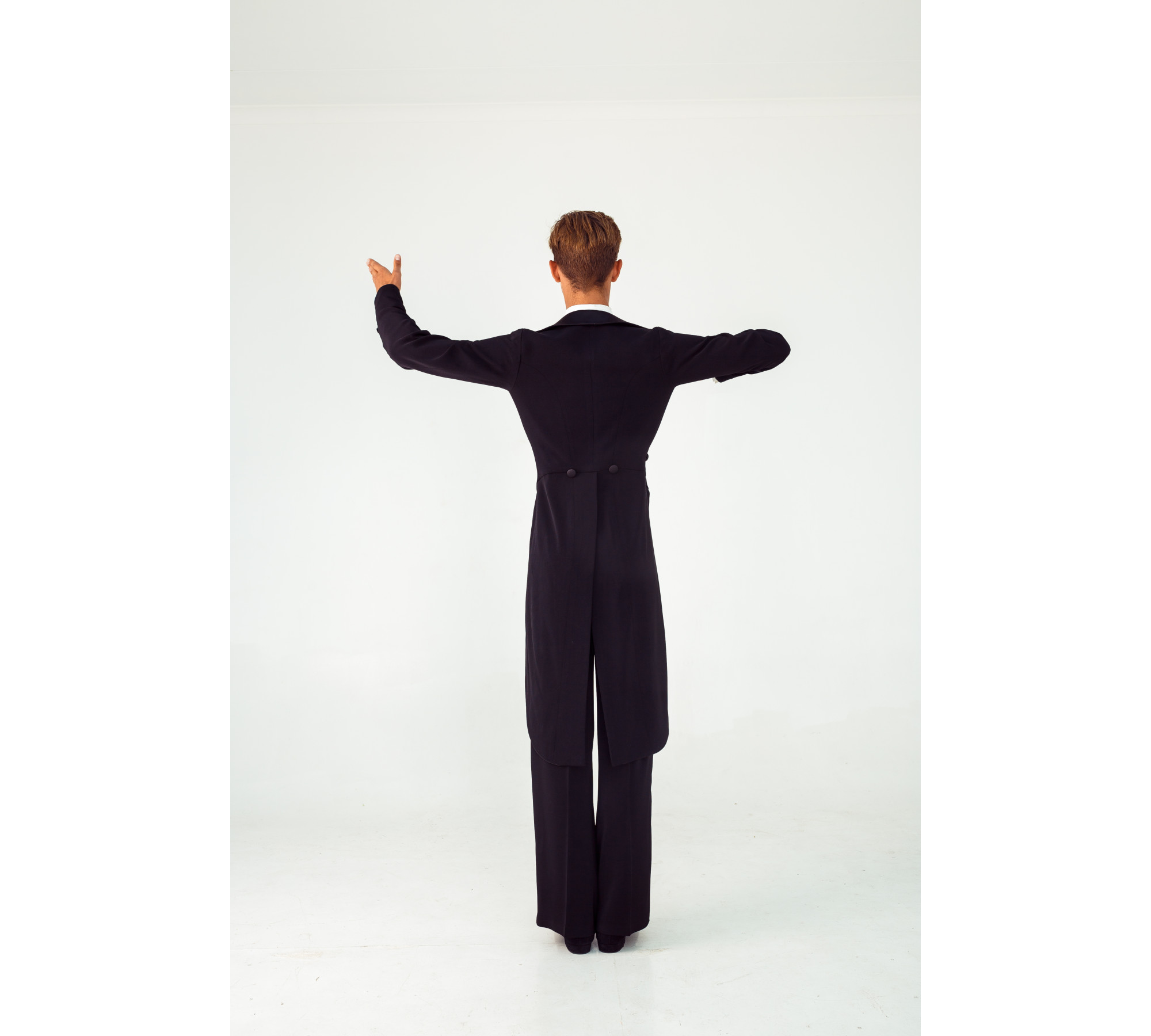 Tailsuit 